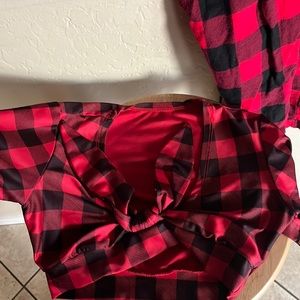 Cute red and black checkered crop